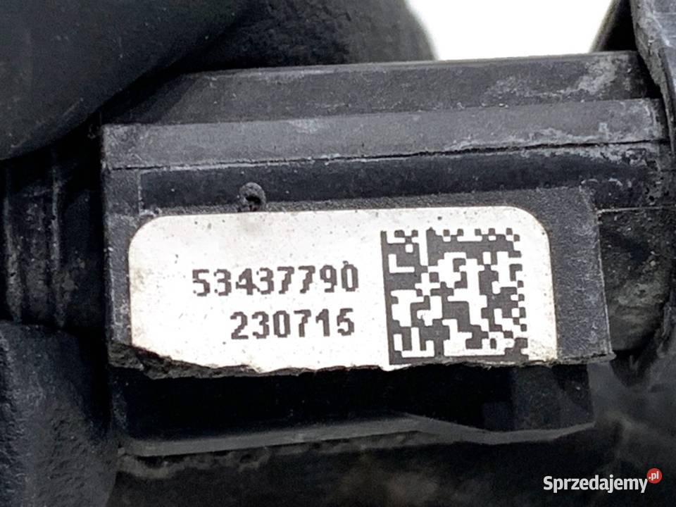 DYSZE SPRYSKIWACZY BMW F30 1118 53437790