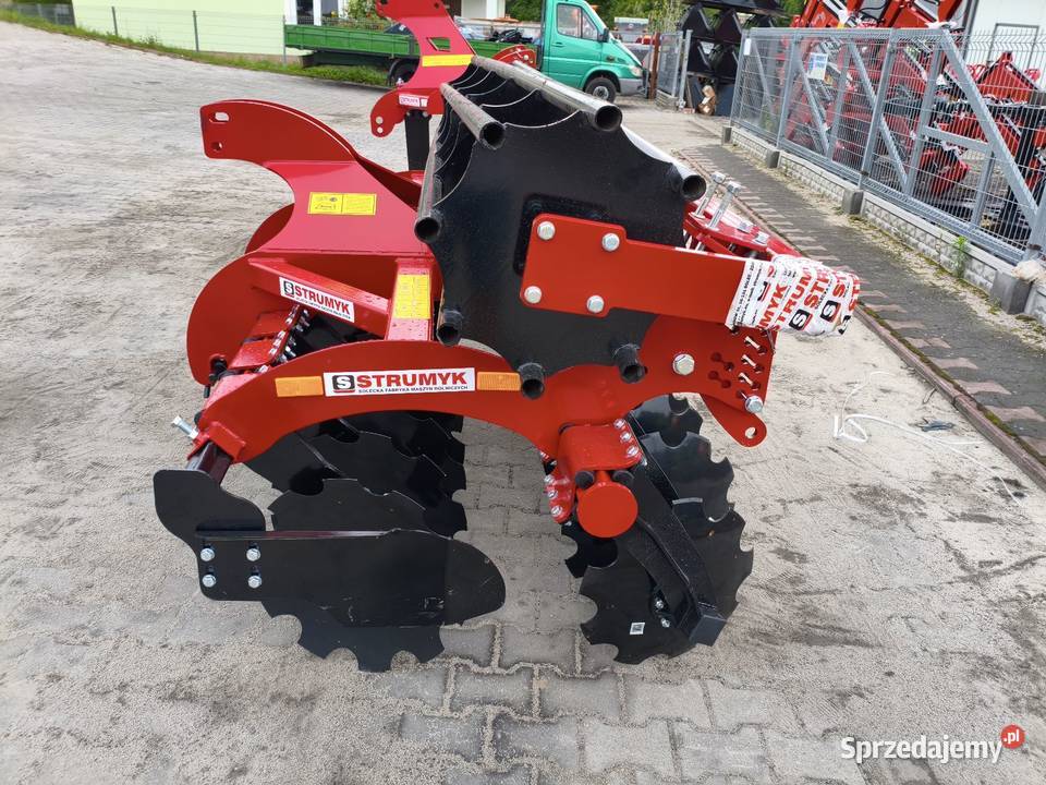 Brona Talerzowa TIGER JUNIOR firmy STRUMYK Maszyny rolnicze Legnica