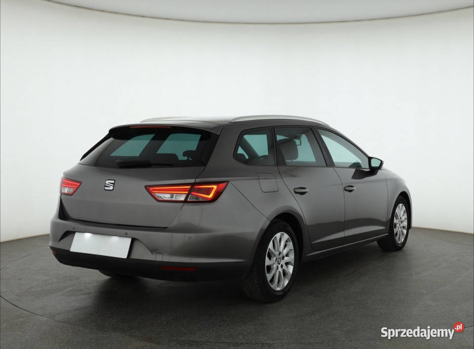 Seat Leon 16 TDI Kombi Piaseczno