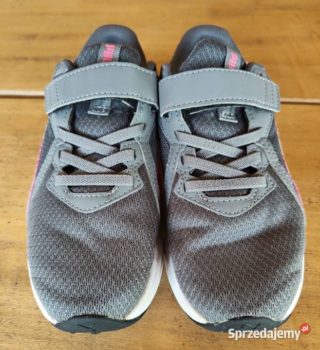 Buty sportowe dziecięce Puma Twitch Runner AC Warszawa