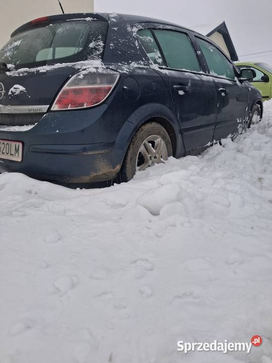 Opel Astra H 17CDTI z uszkodzoną uszczelka pod Astra