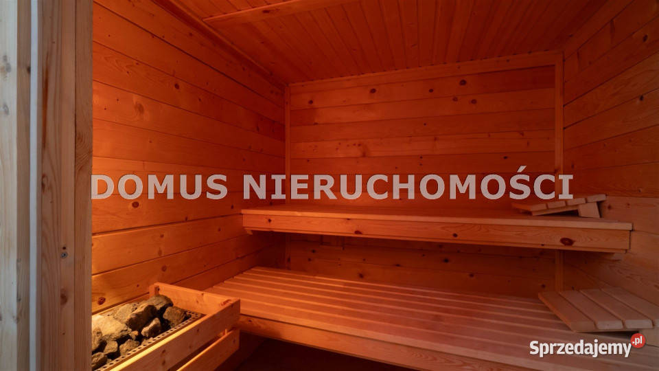 Dom wolnostojący 1641m2 Brzeziny łódzkie