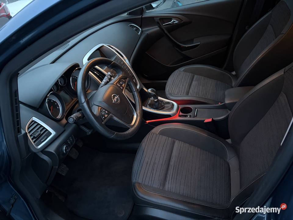 Opel Astra 14T Benz HB 120KM Okuniew