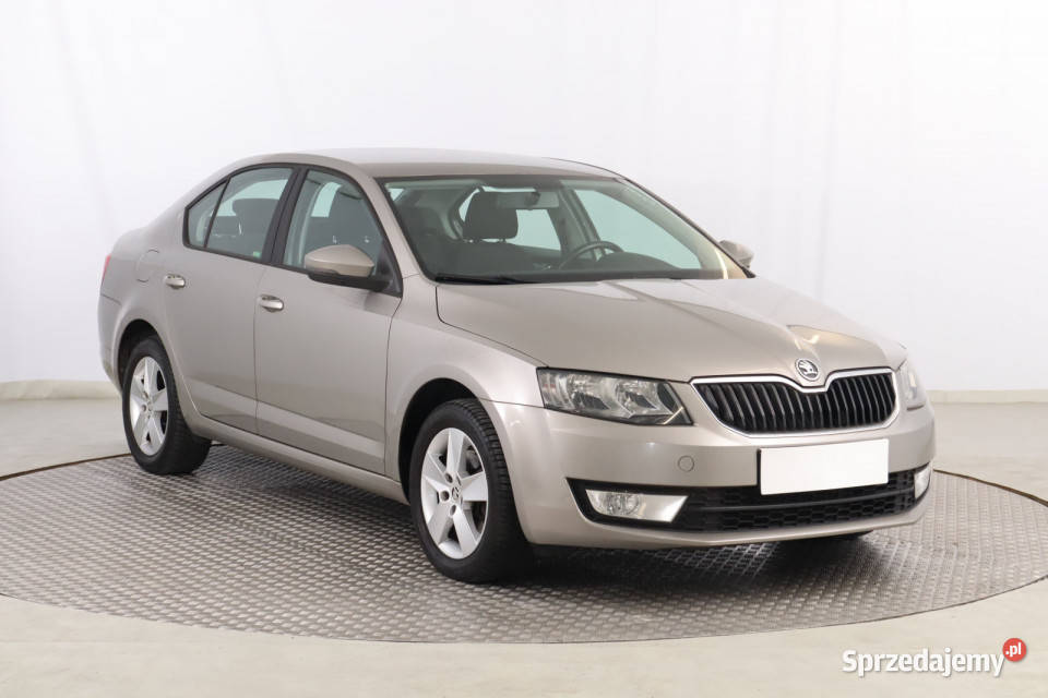 Skoda Octavia 12 TSI centralny zamek