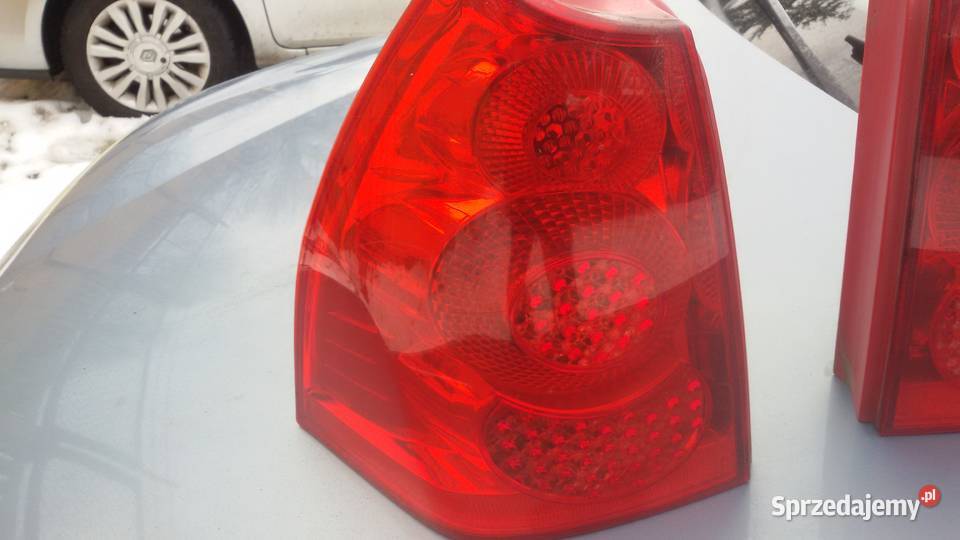 LAMPY TYLNE PEUGOT 307 SW KOMBI LIFT Elbląg