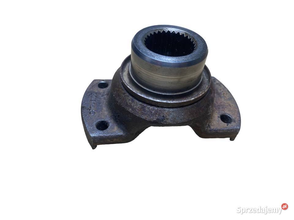 JARZMO WAŁU NAPĘDOWEGO 1961747C1 CASE MAGNUM