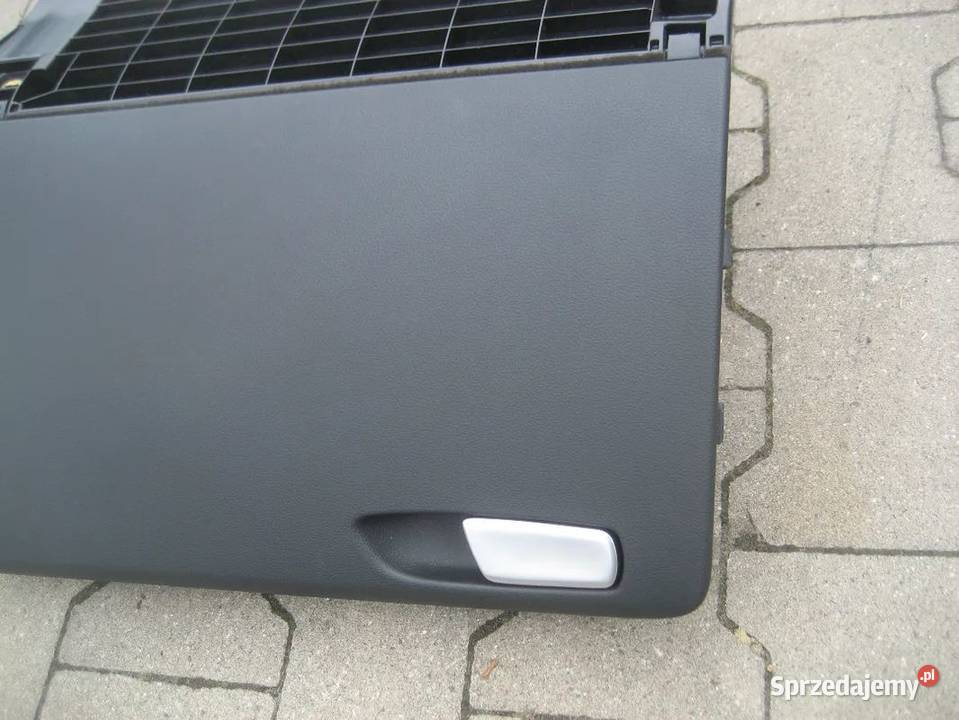 audi a4 b8 0811r schowek deski rozdzielczej wielkopolskie Rakoniewice