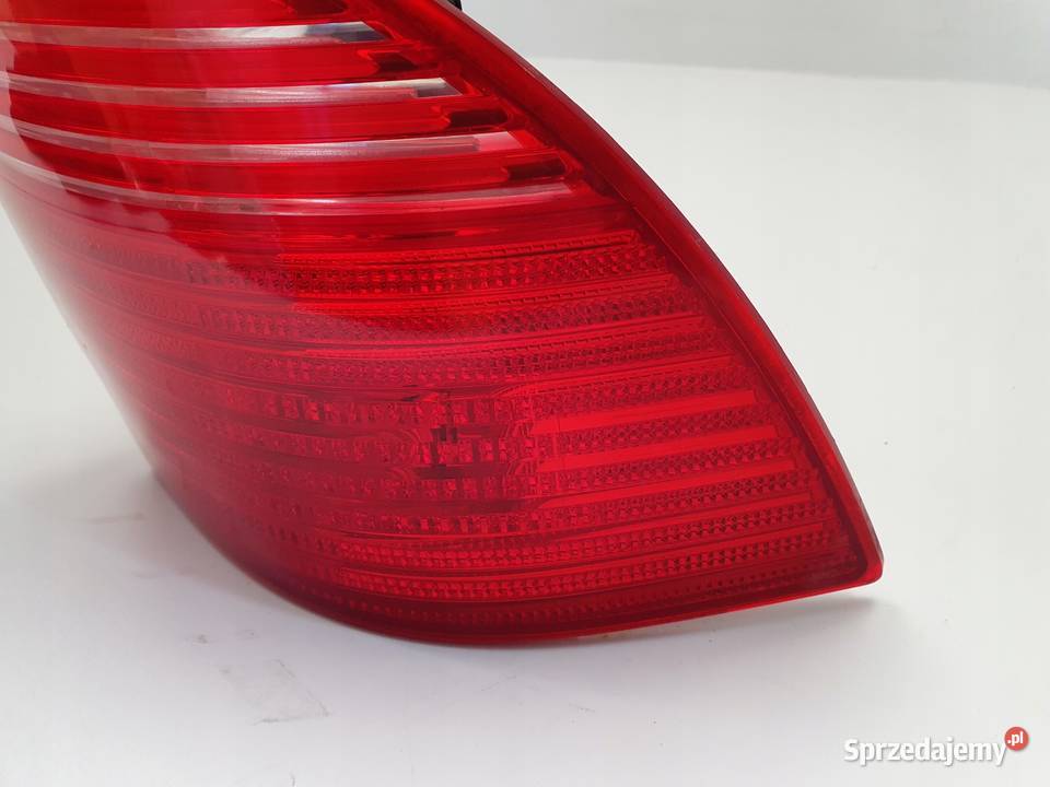 TYLNA LAMPA Saab 95 95 lift 20012009 prawy tył Lampy tylne