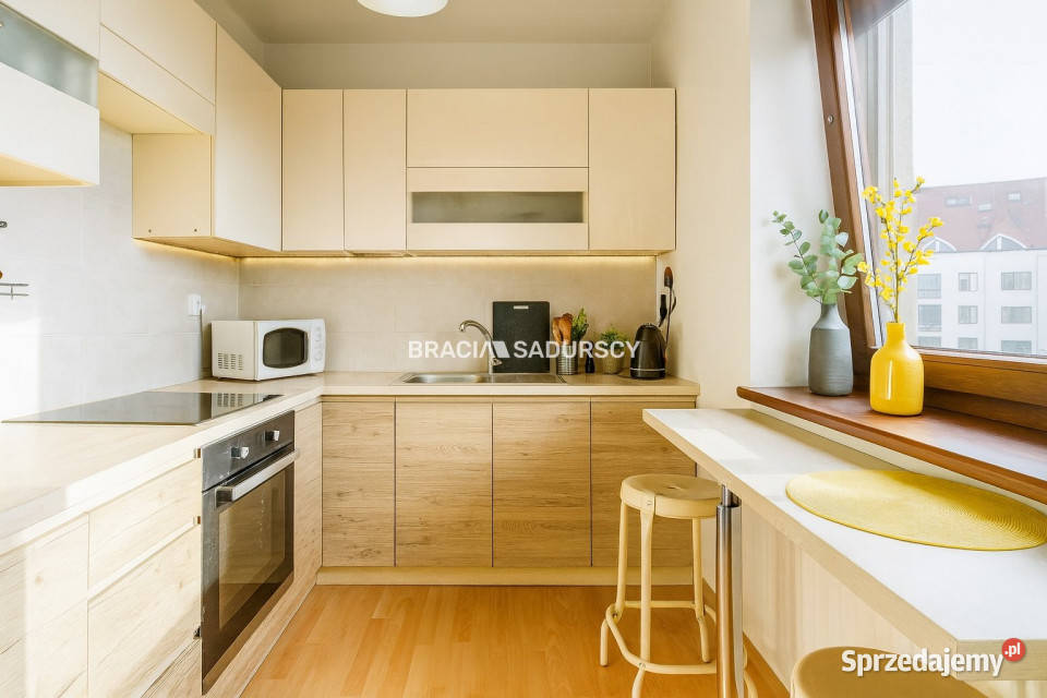 Mieszkanie 7621m2 3 pokoje Kraków Armii Krajowej