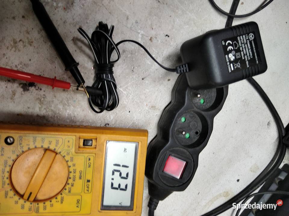 Ładowarka 9V800mA prądu zmiennego Ostrów Mazowiecka