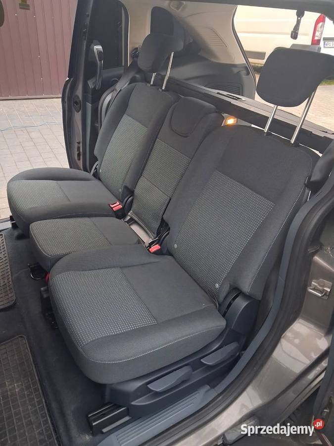 Ford Grang C Samochody osobowe Przytyk