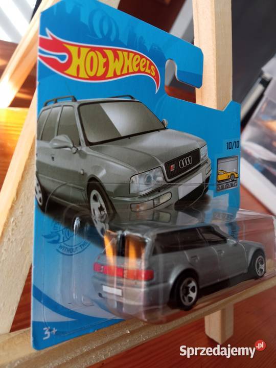 Hot Wheels Premium 60 sztuk THMajorette czerwony Sosnowiec