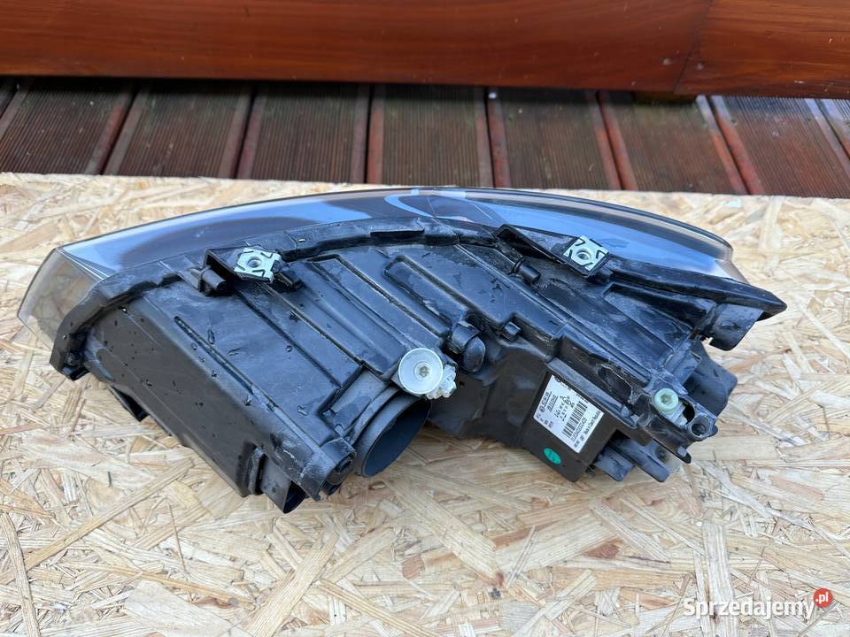 Lampa przednia P Polo 6C Volkswagen OE 6C1941006 dolnośląskie Mirsk