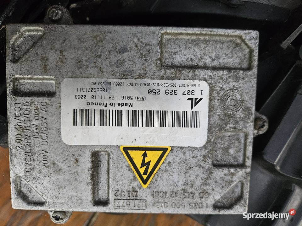 Lampa Fiat croma xenon prawa