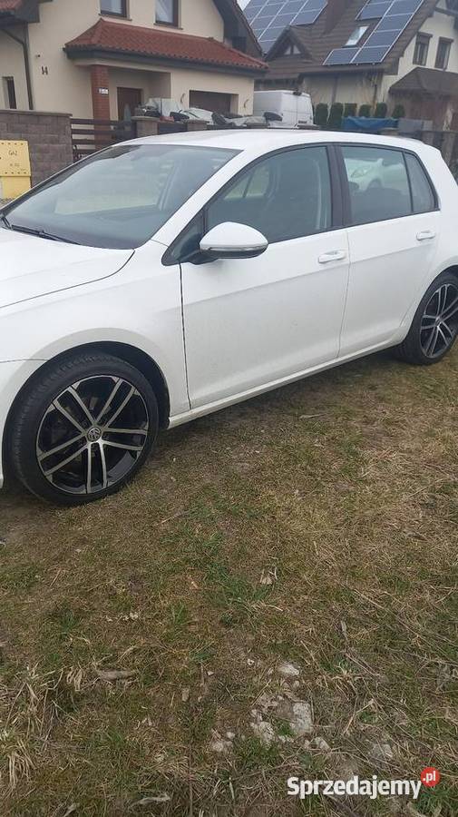 VW Golf VII 10 2019 Niski przebieg światła do jazdy dziennej wielkopolskie