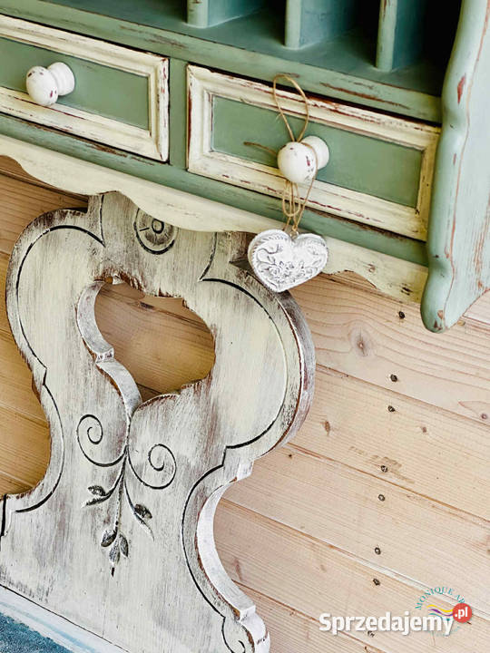 Ręcznie stylizowana półka rustykalna z Jelcz-Laskowice