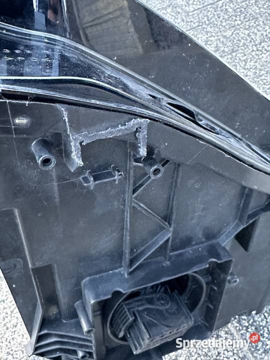 LAMPA LEWA PRZÓD SEAT ATECA LIFT FULL LED Leszno