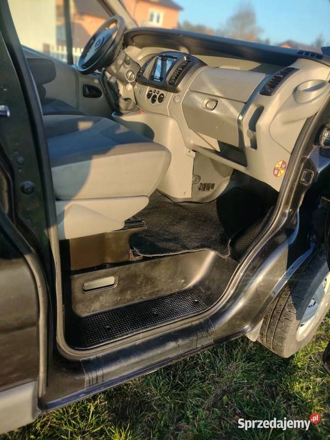 Opel Vivaro 2006r 20 TDI 5 osobowy Kujawy