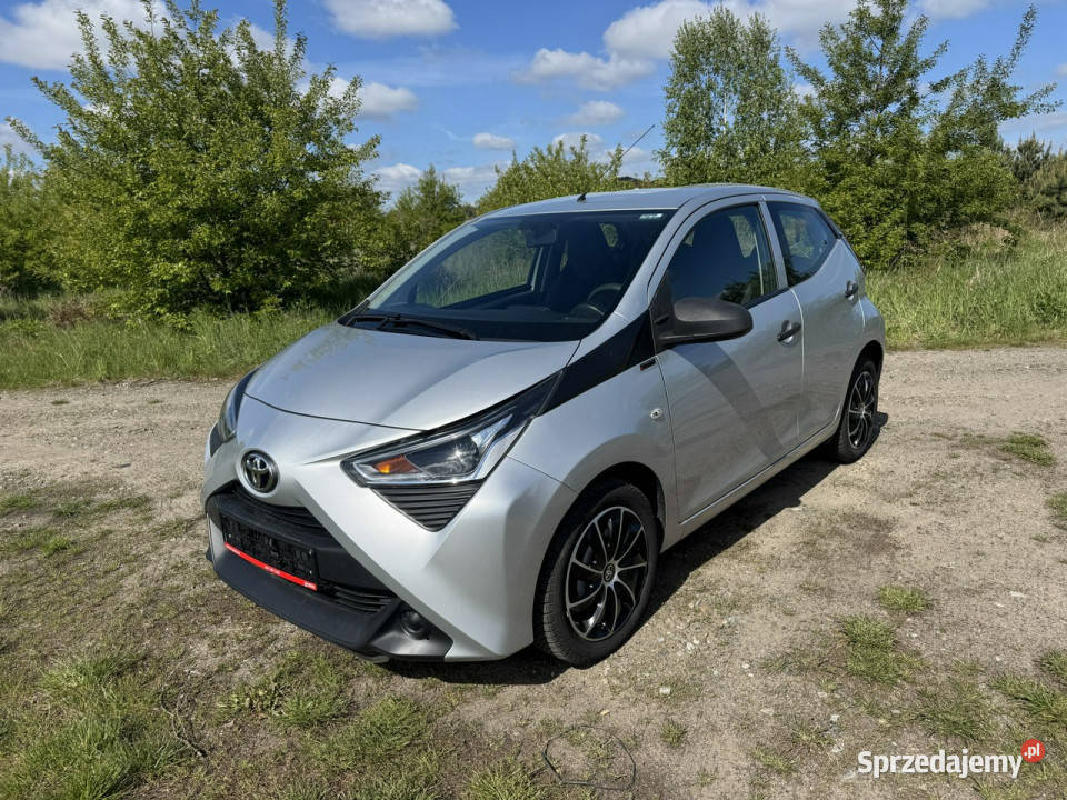 Toyota Aygo 10i 72 Przebieg 134794 53KW Kat II gniazdo USB Turek sprzedam