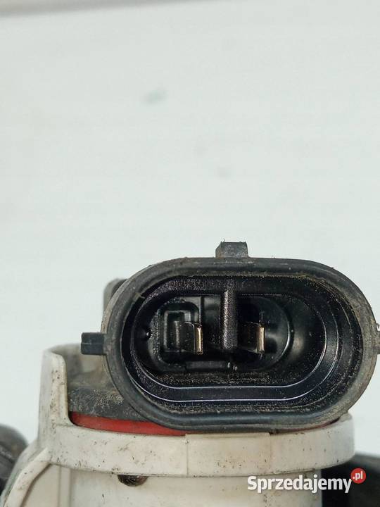 HALOGEN PRAWY PRZÓD EU 8121002110 Toyota Auris świętokrzyskie