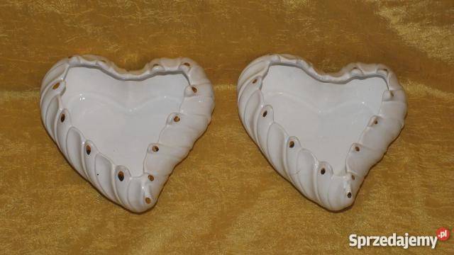 Szkatułki puzderka porcelanowe w kształcie serca biały Inowrocław sprzedam