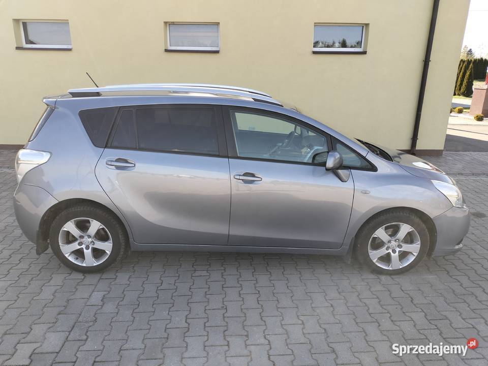 TOYOTA COROLLA VERSO 20 D4D sprzedam