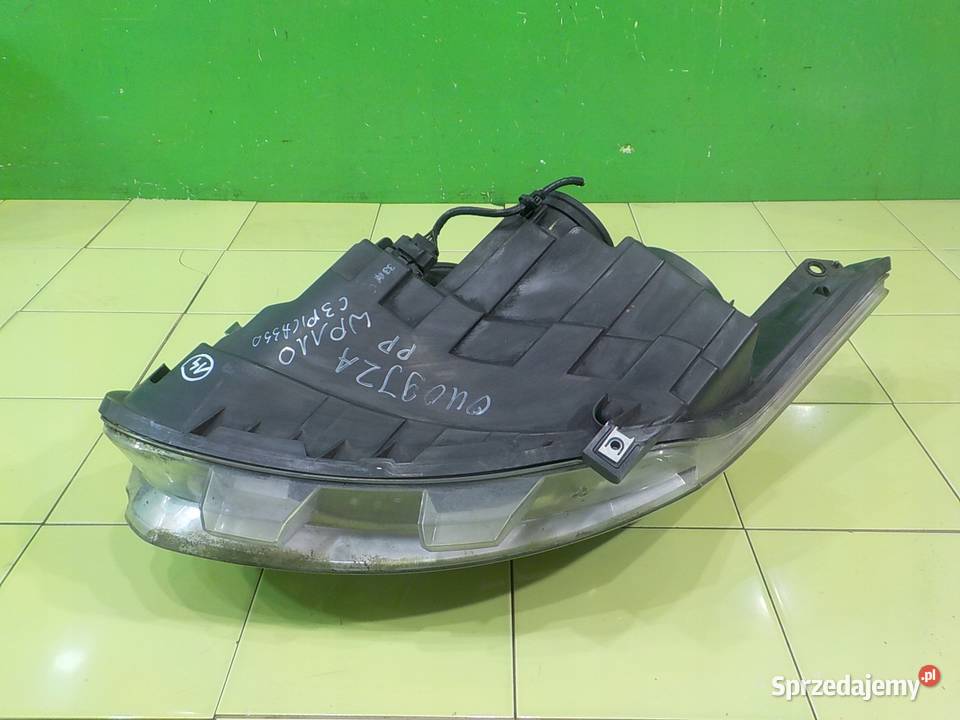CITROEN C3 PICASSO 16 HDI 09r 5D lampa prawa Lampy przednie Suków sprzedam