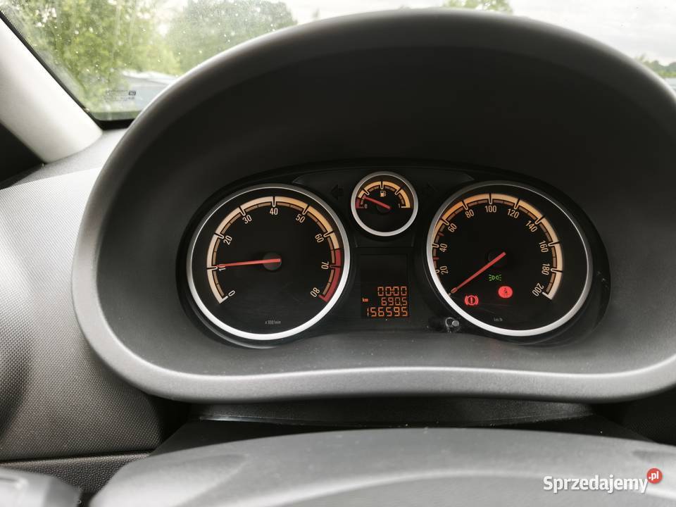 Opel Corsa D 111Jahre podgrzewane fotele Porajów