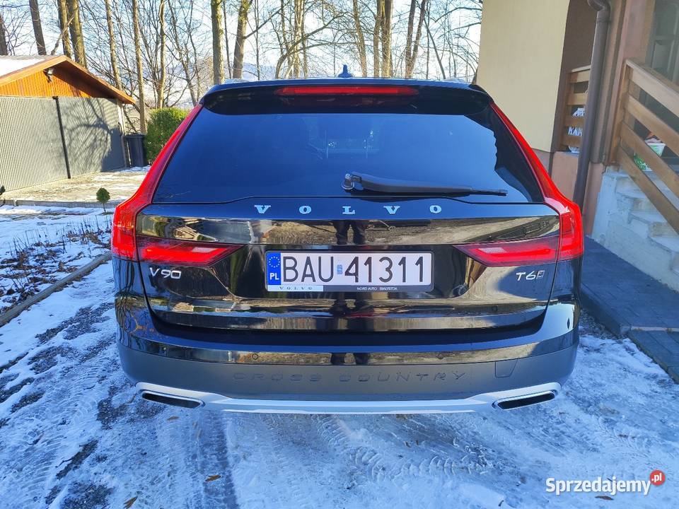 Volvo V90 cross country benzyna T6 AWD 4x4 Radziechowy