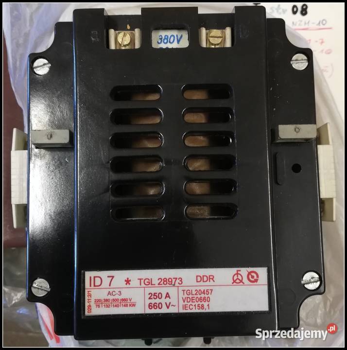 Stycznik ID7 ID 7 250A DDR nieużywany Elektryka i akcesoria Dąbrowa Górnicza