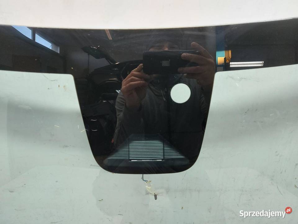 Honda HRV III eHEV 2022r SZYBA CZOŁOWA PRZÓD osobowe