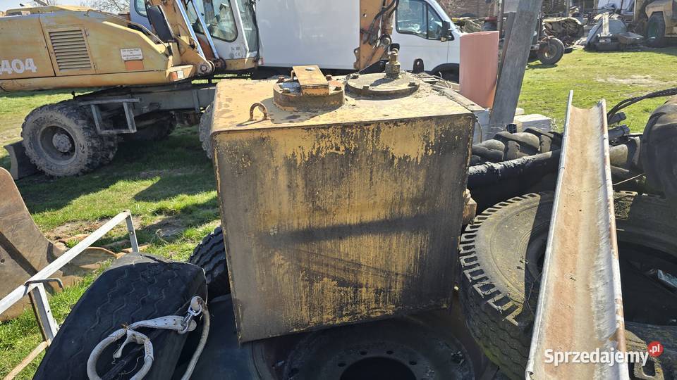 Zbiornik oleju hydraulicznego Komatsu PC210LC3KP
