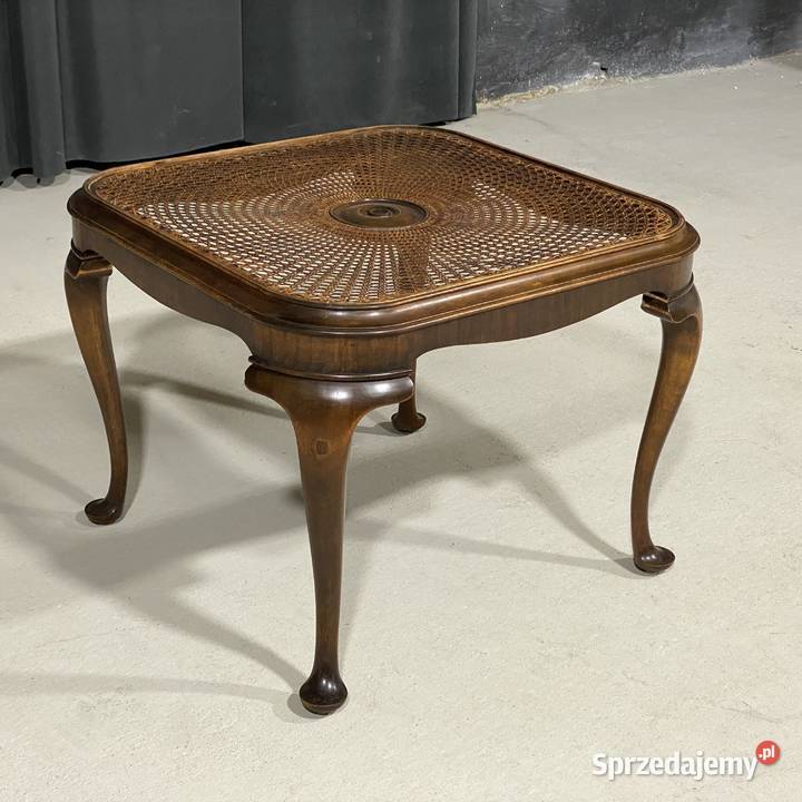 Stolik kawowy ludwikowski z rafią orzech Gryfice