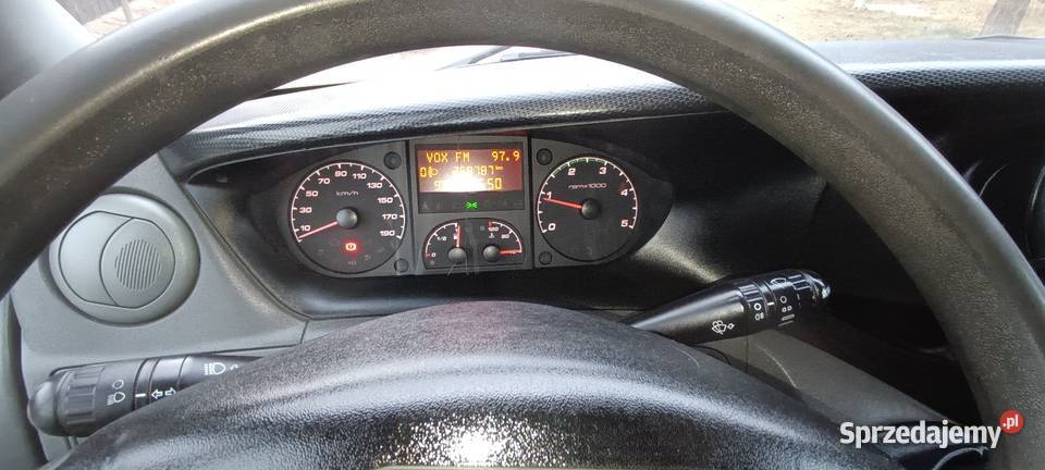 Iveco Daily 35s13 23 2012 super stan