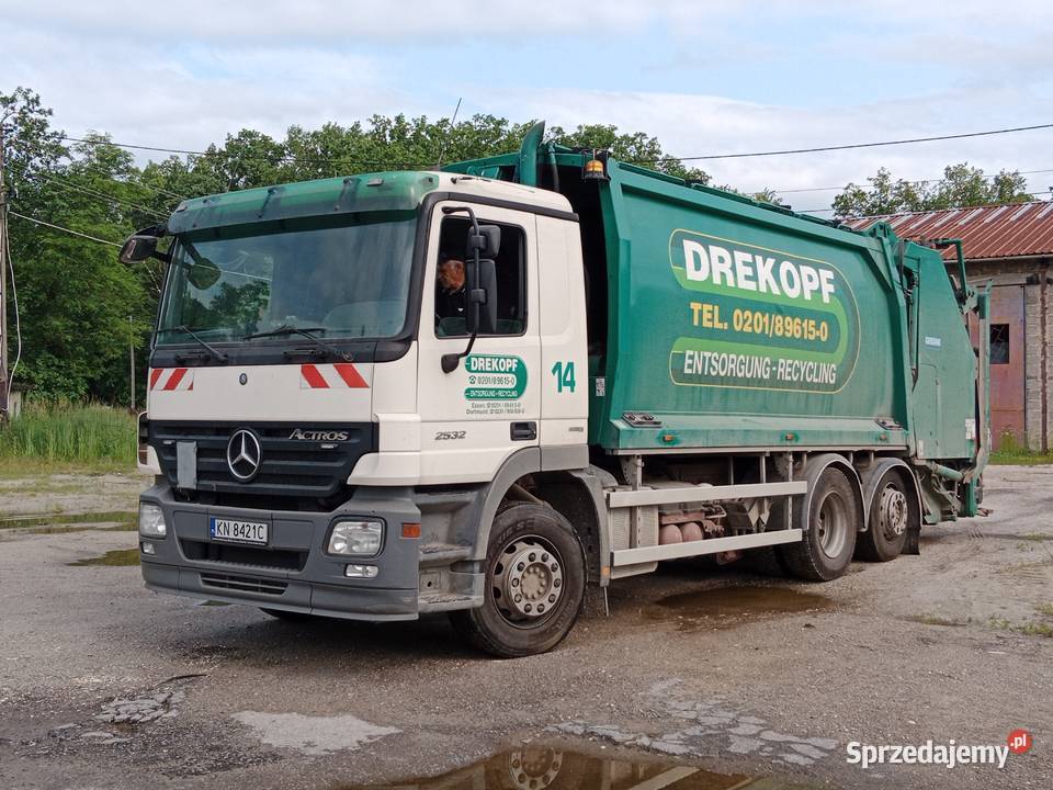 Sprzedam śmieciarkę MercedesBenz Actros 2532 Śmieciarki Olesno
