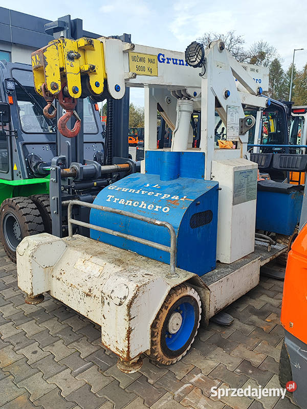 Żuraw dźwig samojezdny Gruniverpal Tranchero Wózki widłowe małopolskie Kęty sprzedam