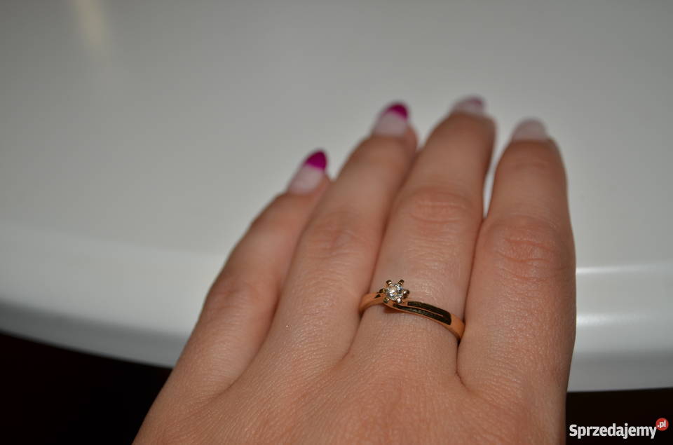 Pierścionek z brylantem Warszawa