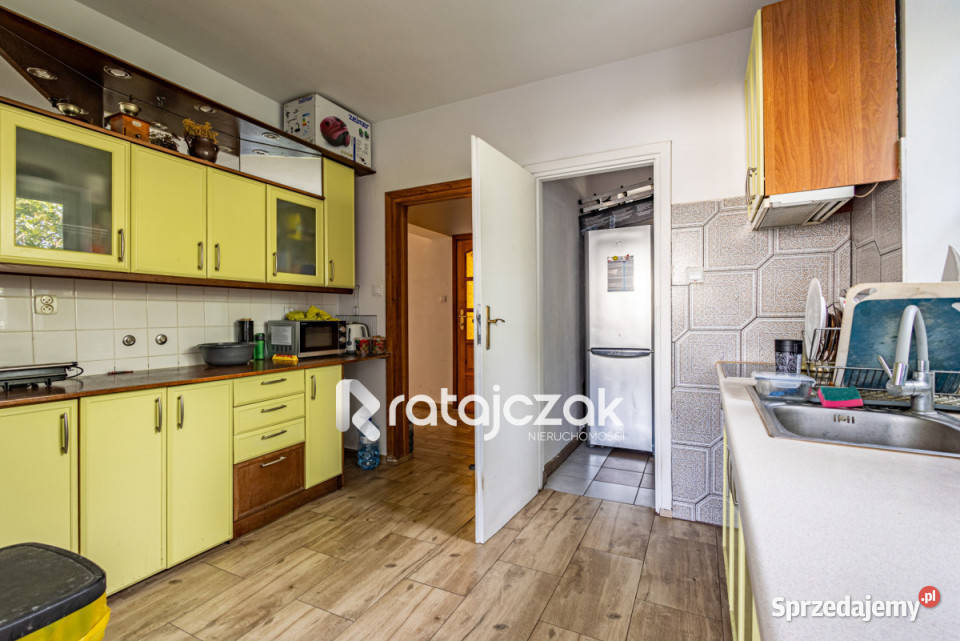 sprzedaży domu wolnostojącego 210m2 Rumia pomorskie sprzedam