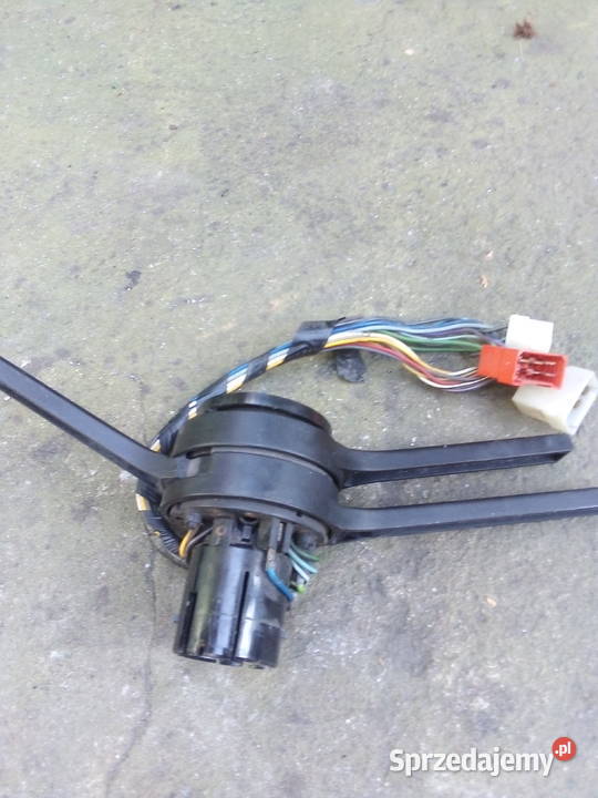przełącznikpająk kierunkowskazów fiat125p126 Leszno sprzedam