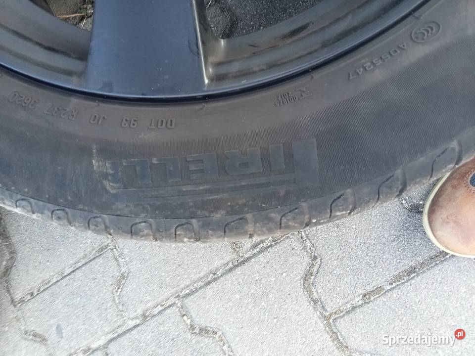 Felgi 17 DEZENT 5x112 z oponami Pirelli Samochodowe dolnośląskie sprzedam