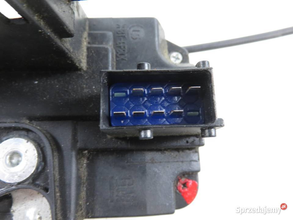 ZAMEK LEWY PRZEDNI RENAULT TRAFIC II 8200008260 Zamki, wkładki i kluczyki