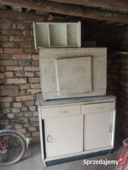 Kredens kuchenny PRL