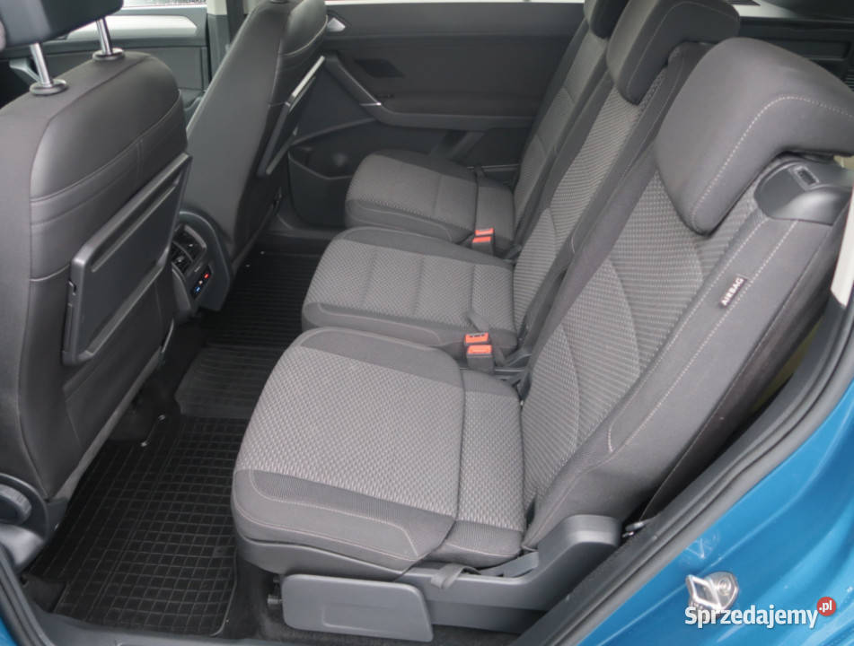 VW Touran 20 TDI niebieski Piaseczno