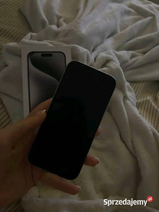 iPhone 15 stan idealny