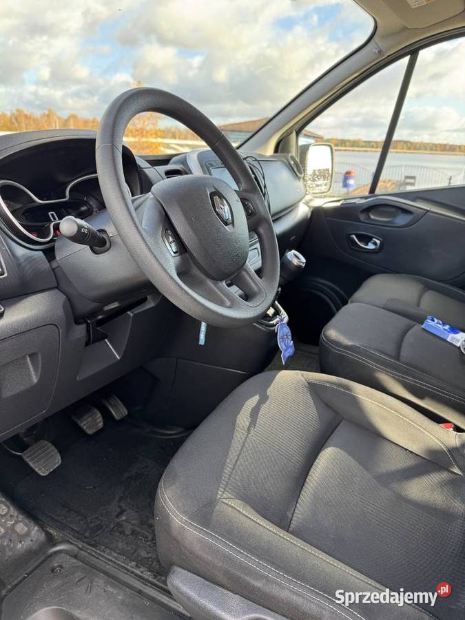 Renault Trafic L1H1 fak VAT 23 mały przebieg biały Gęzyn