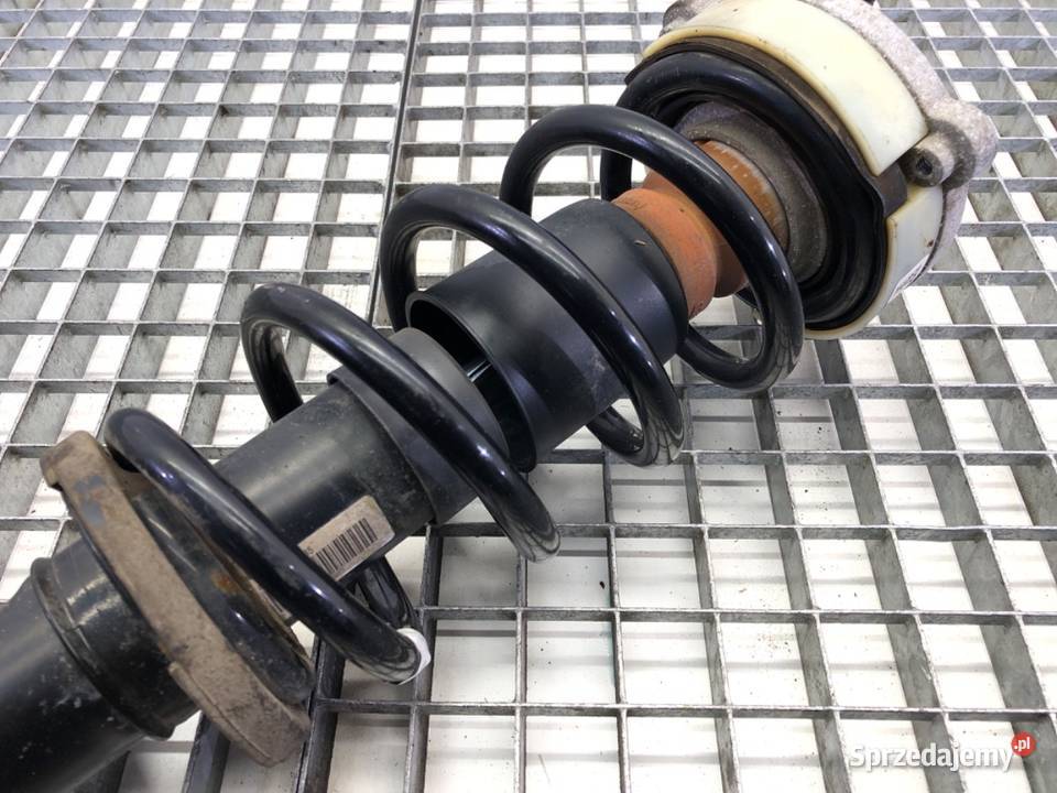 AMORTYZATOR PRAWY PRZÓD ZE SPRĘŻYNĄ AUDI A4 B9 osobowe