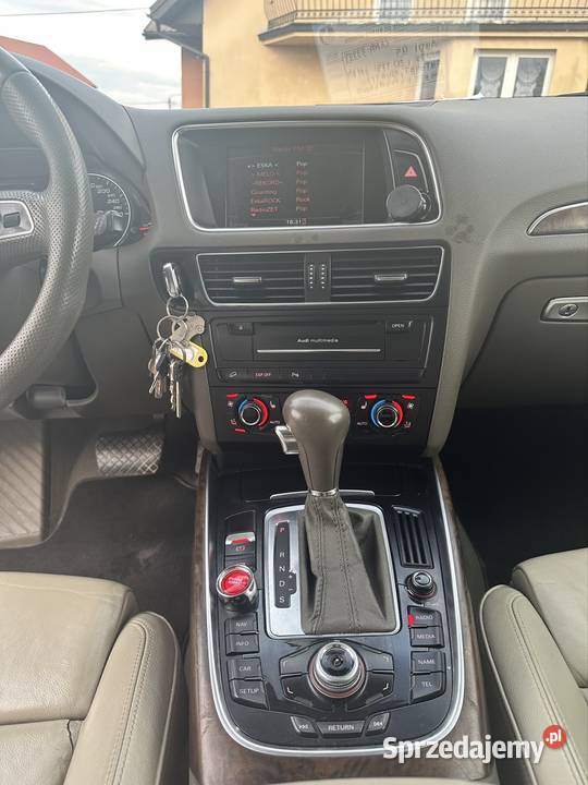 Audi Q5 8R benzyna automat quattro SUV hak ESP świętokrzyskie Brzezinki