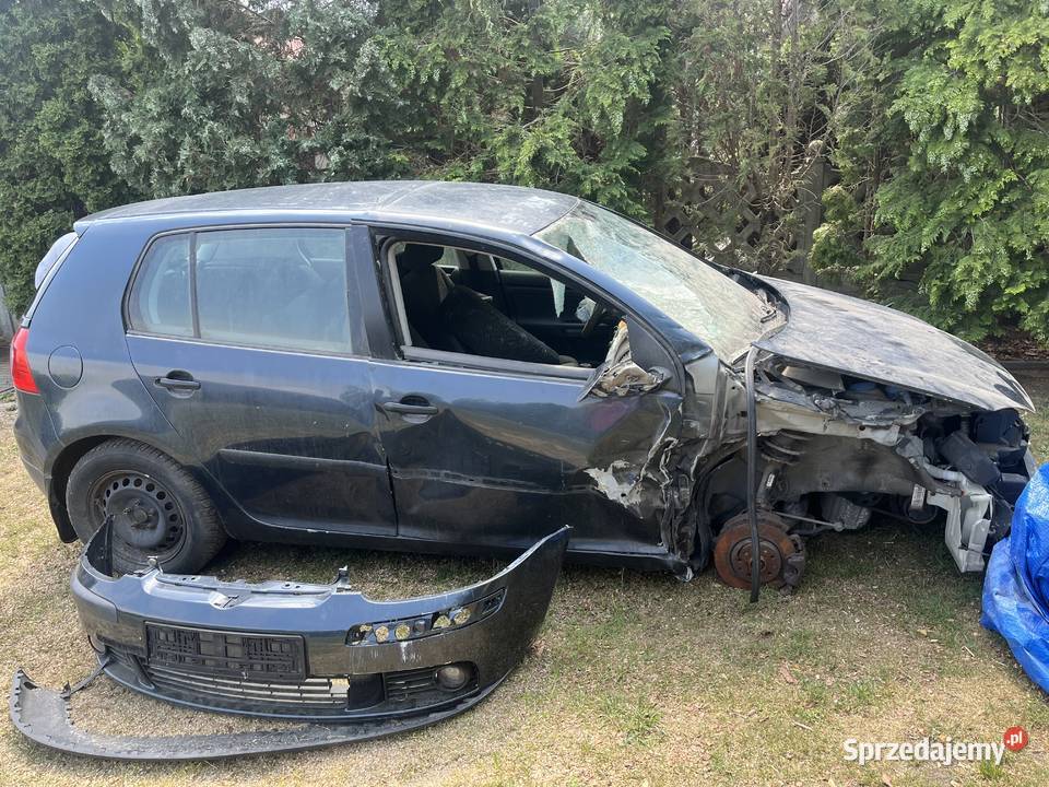 Golf 5 16 fsi na części benzyna mazowieckie Budki Piaseckie