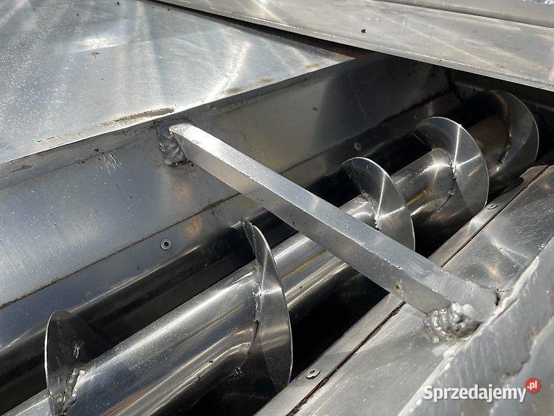 Przyczepa do sruty peletu paszy z wydmuchem wywrotki sprzedam