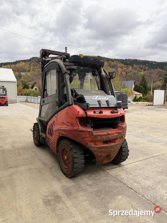 WÓZEK WIDŁOWY LINDE H40T 2011 Trzebunia